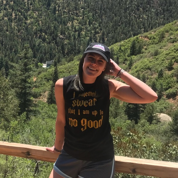 ๐ Meet your Posher, Lisa - Picture 1 of 1